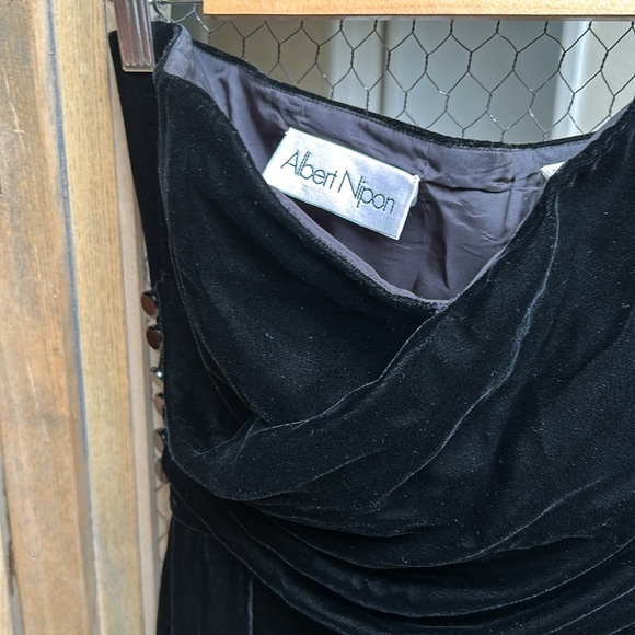 Vintage Albert Nipon Black Velvet Strapless Gown - Picture 6 of 16